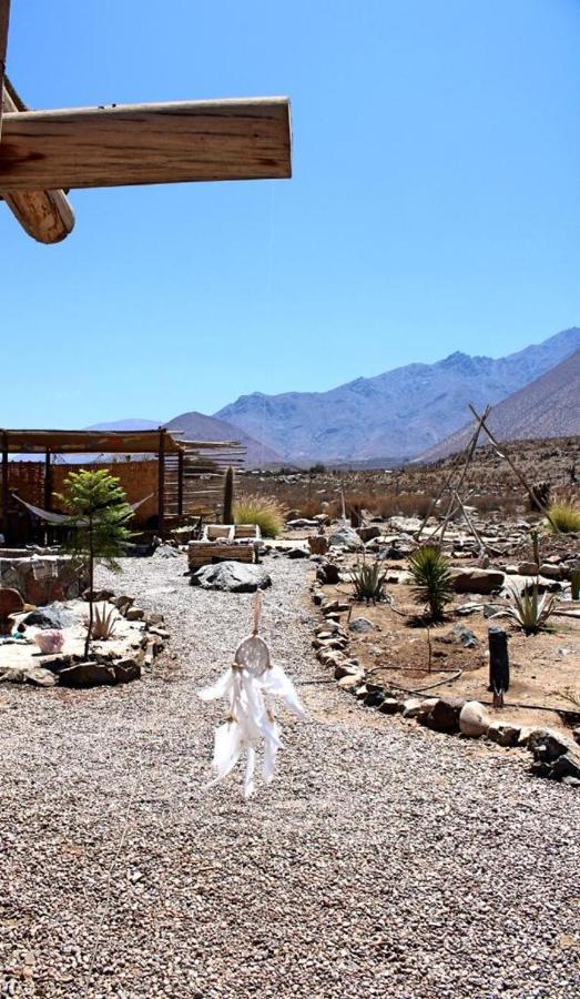 Campo De Cielo Mamalluca Valle De Elqui Vicuna Exterior photo