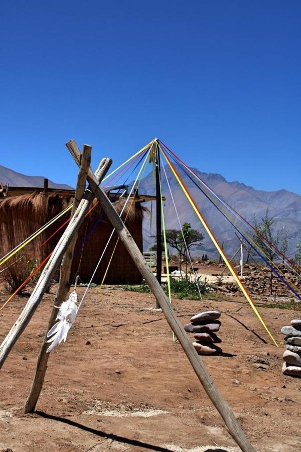 Campo De Cielo Mamalluca Valle De Elqui Vicuna Exterior photo