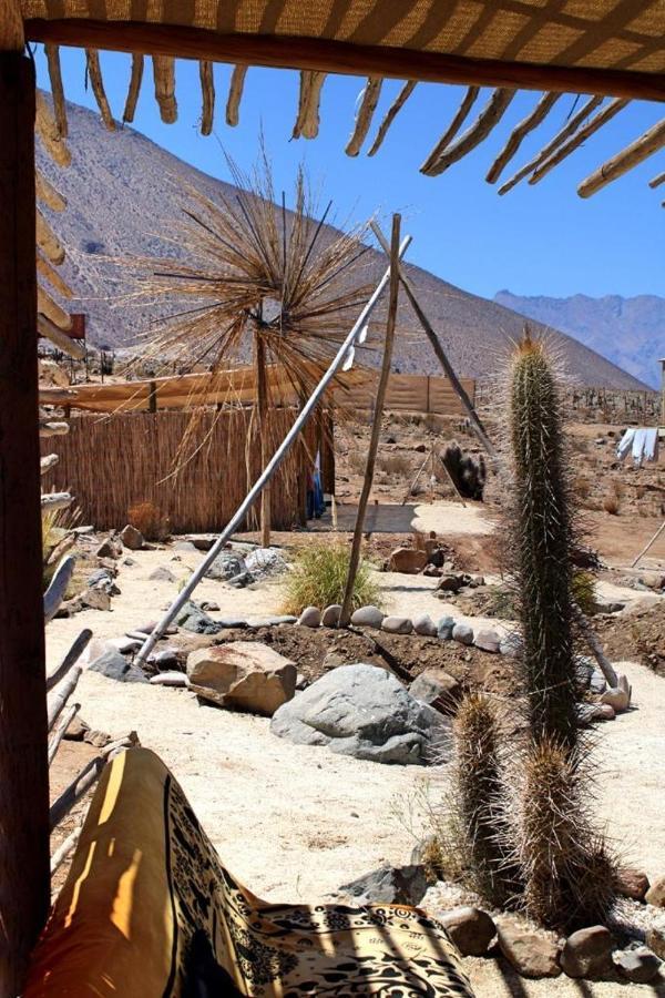 Campo De Cielo Mamalluca Valle De Elqui Vicuna Exterior photo