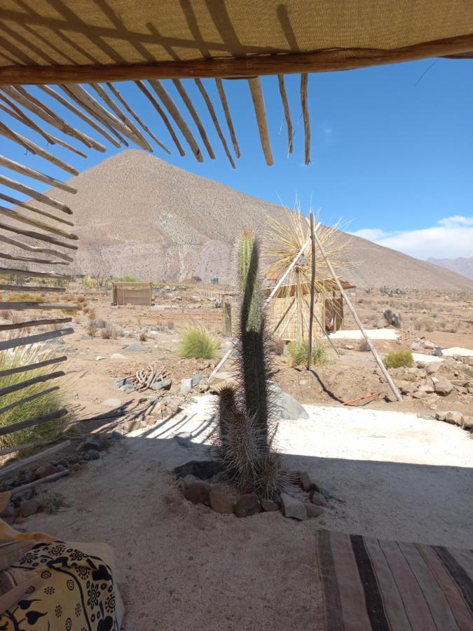 Campo De Cielo Mamalluca Valle De Elqui Vicuna Exterior photo