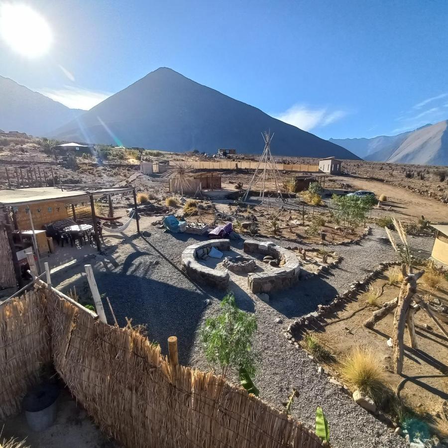 Campo De Cielo Mamalluca Valle De Elqui Vicuna Exterior photo
